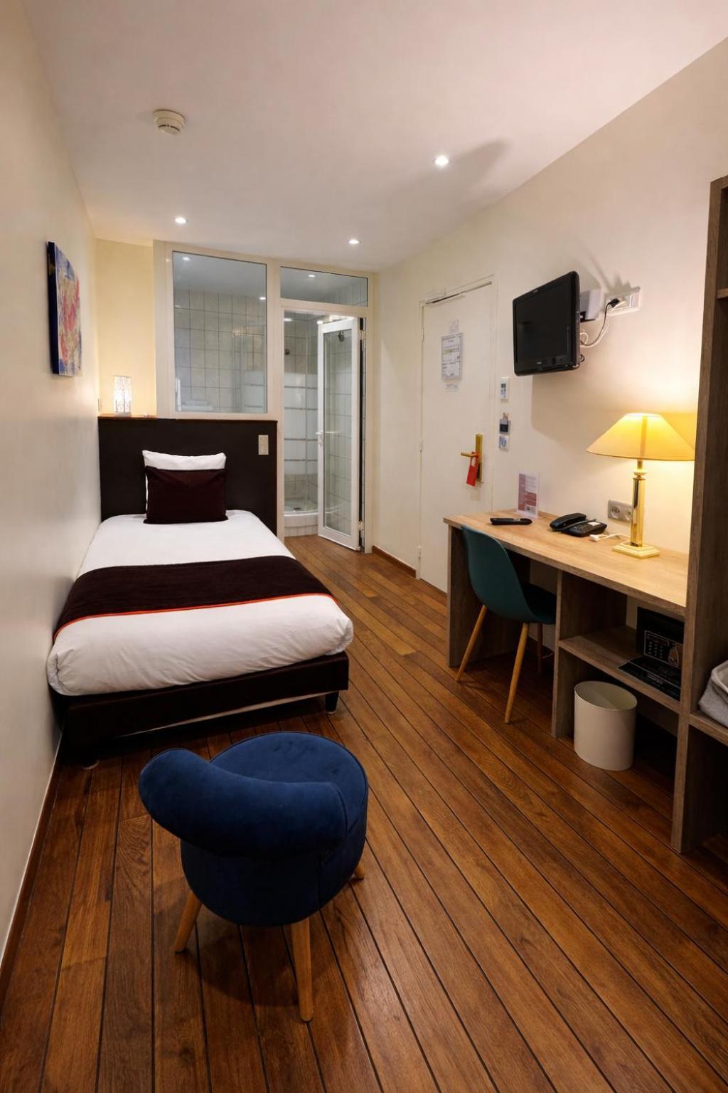 Hotel Pax Opera
