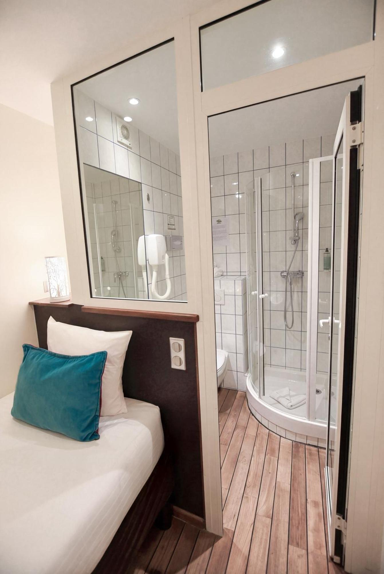 Hotel Pax Opera