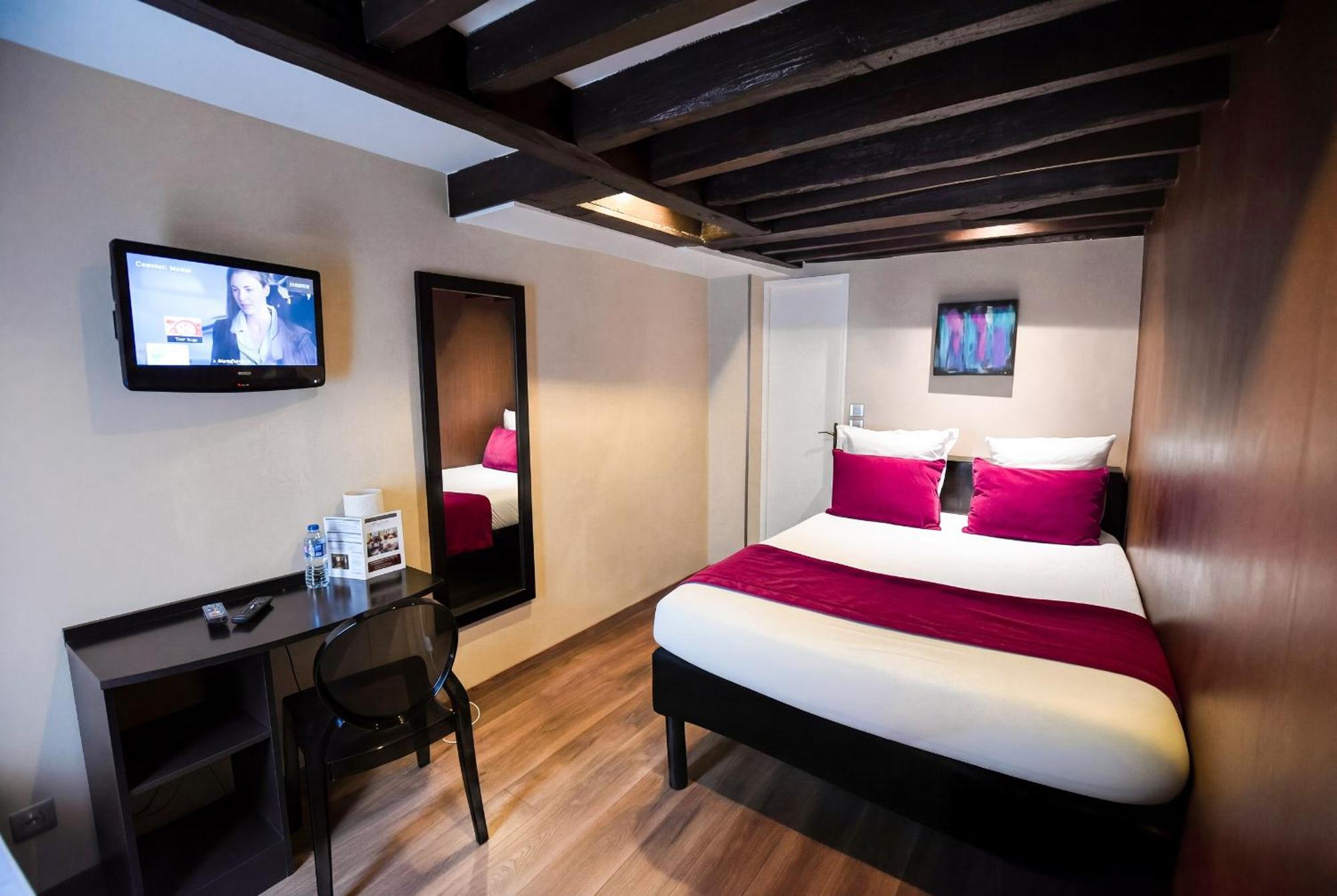 Hotel Pax Opera Paris