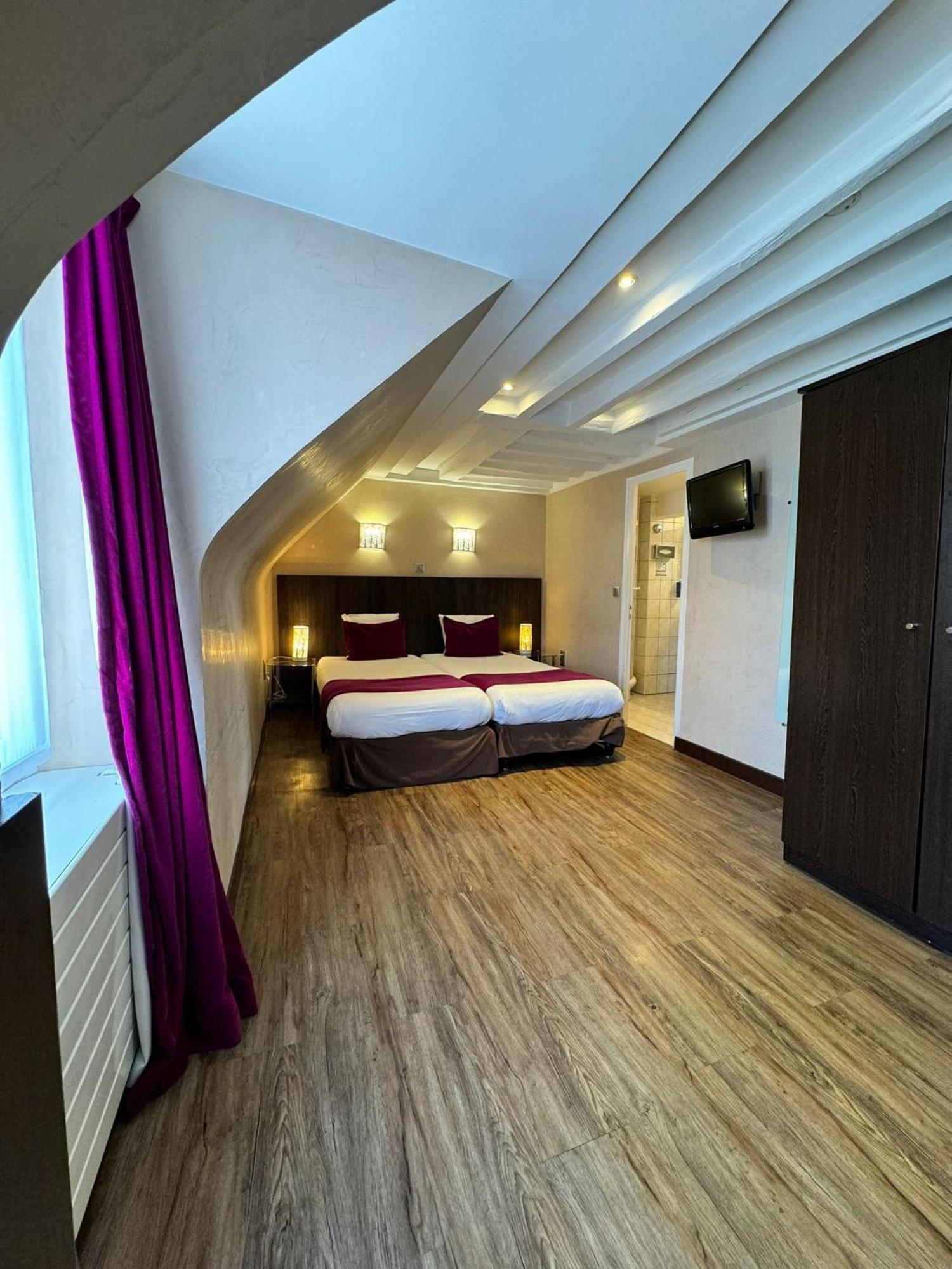 Hotel Pax Opera Parigi