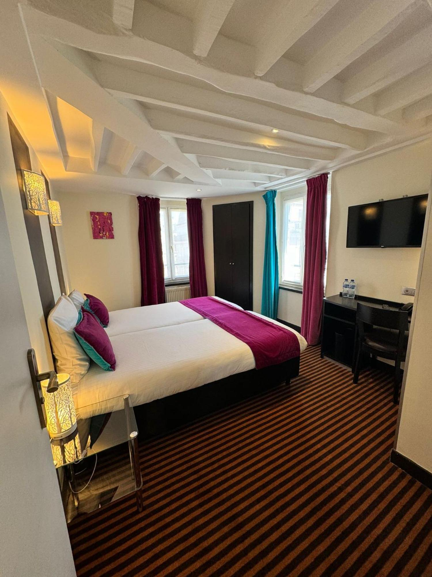 Hotel Pax Opera Parigi